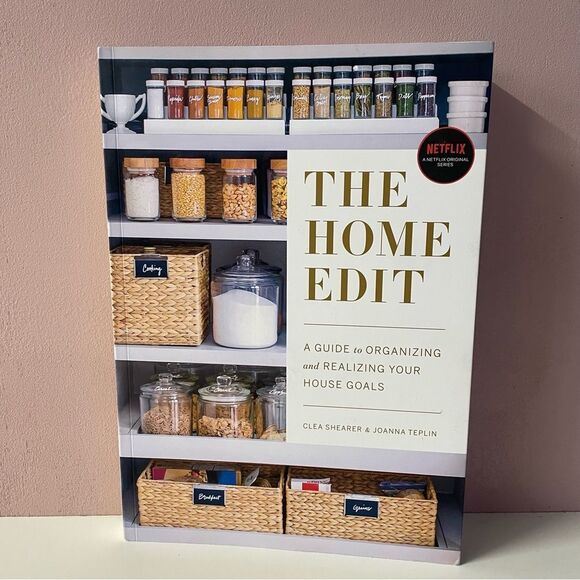 The Home Edit by Clea Shearer & Joanna Teplin Paperback Book - Picture 1 of 14
